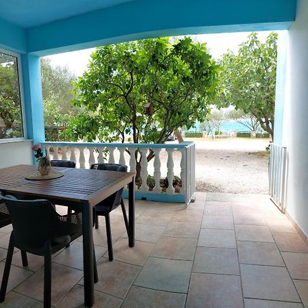 Apartman Lucija Seline Exterior foto