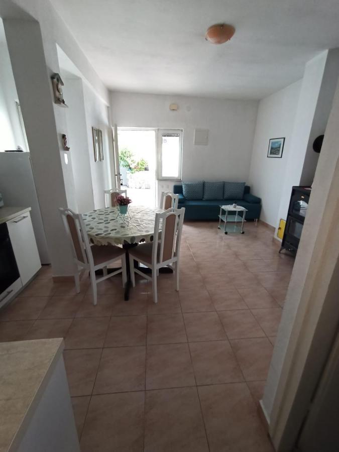 Apartman Lucija Seline Exterior foto