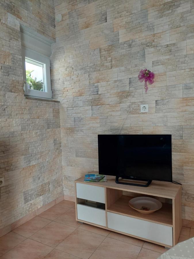 Apartman Lucija Seline Exterior foto